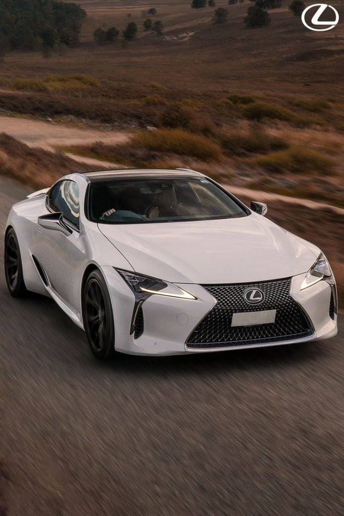 تعمیرگاه لکسوس در تجریش